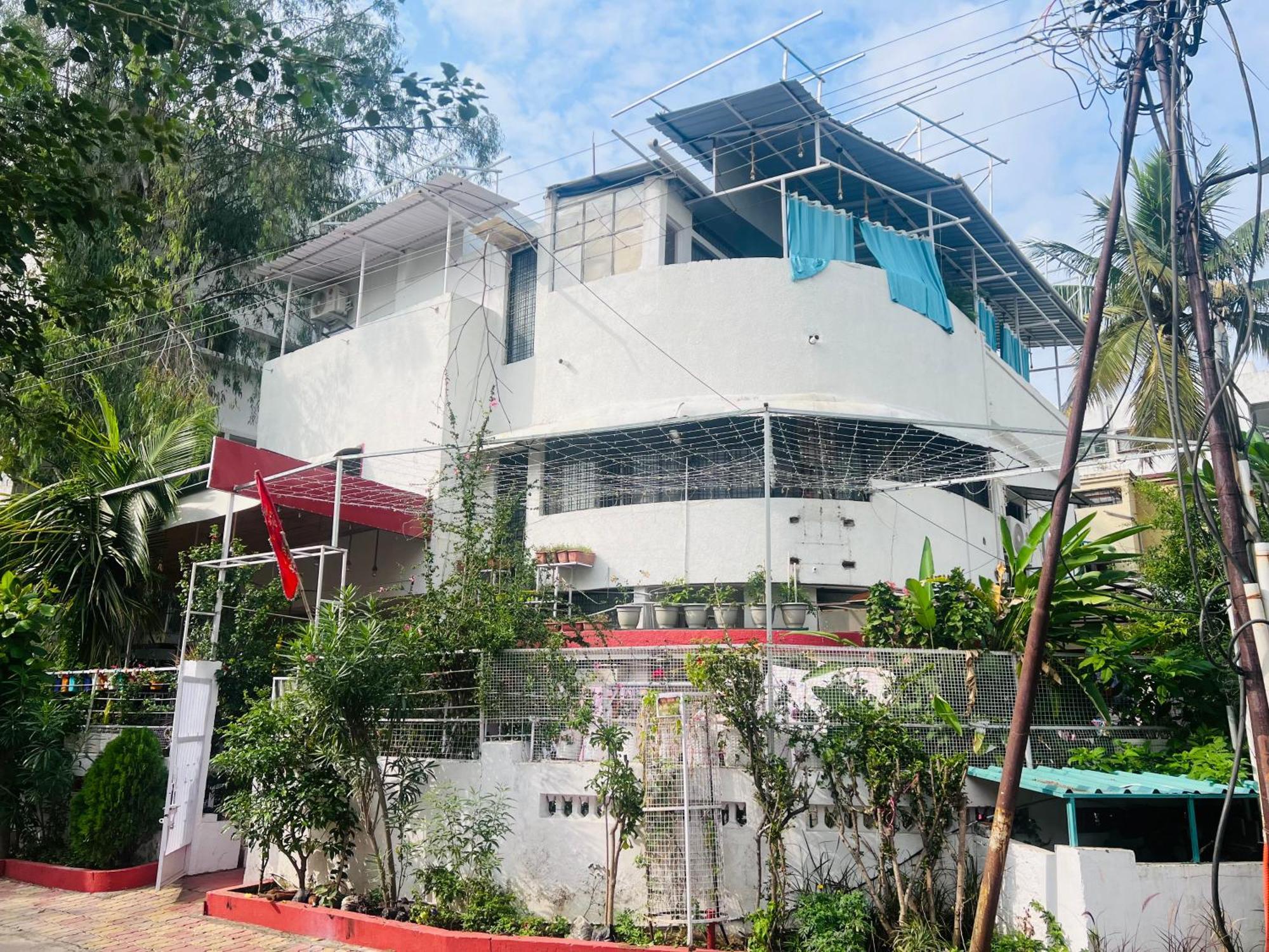 Lotus Hotel Nagpur Exterior photo